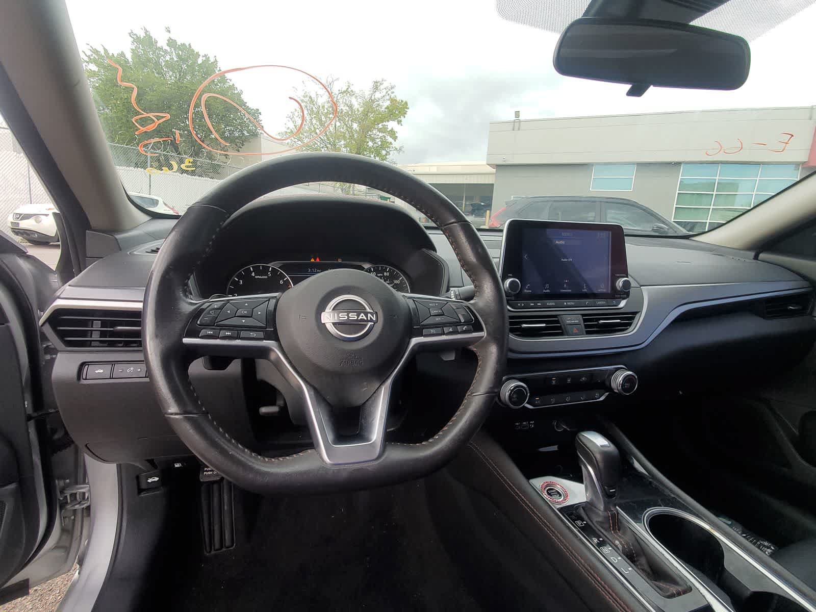 Used 2024 Nissan Altima 2.5 SR FWD image 13