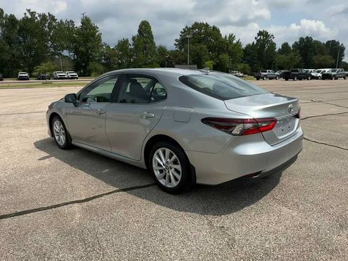 Used 2024 Toyota Camry LE FWD image 6
