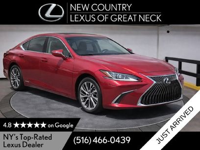 Used 2025 Lexus ES 350 w/ Premium Package