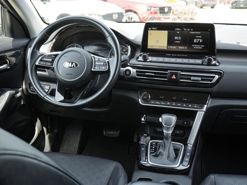 Used 2021 Kia Seltos SX image 29
