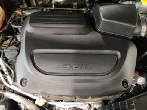 Used 2023 Chrysler Voyager LX FWD image 30
