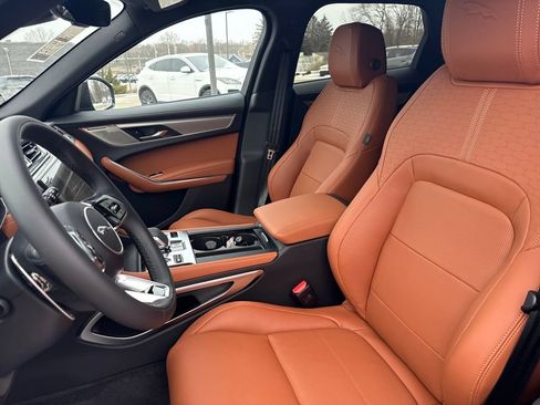 Used 2026 Jaguar F-PACE R-Dynamic S AWD/4WD image 12