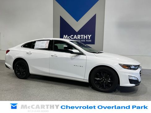 Used 2024 Chevrolet Malibu LT FWD image 3