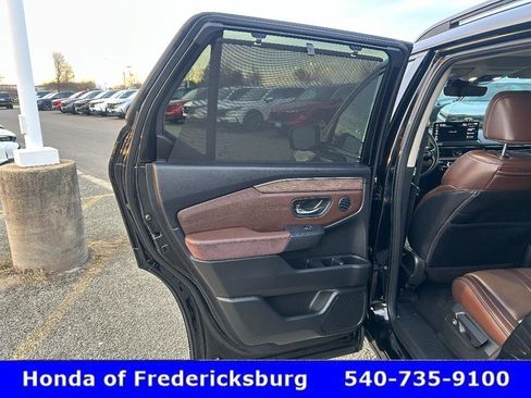 Used 2026 Honda Pilot Elite image 11