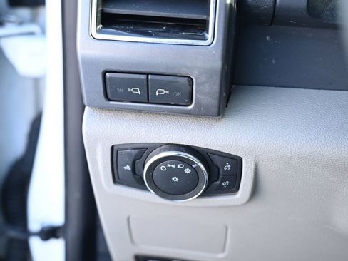 Used 2022 Ford F250 XLT image 24