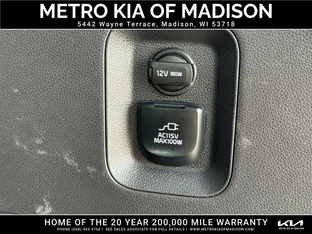 Used 2024 Kia Carnival SX Prestige FWD image 46