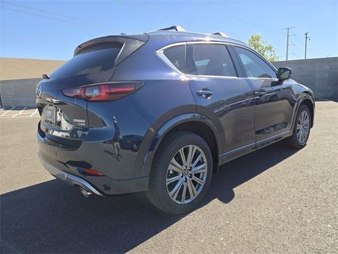 New 2025 MAZDA CX-5 Signature image 4