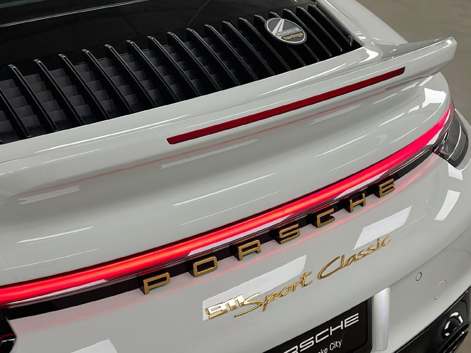 Certified 2023 Porsche 911 Sport Classic RWD image 32