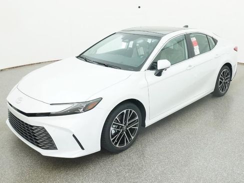 New 2026 Toyota Camry XLE image 34
