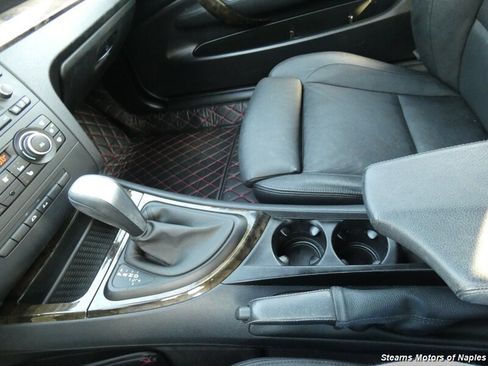 Used 2010 BMW 128i Convertible image 35