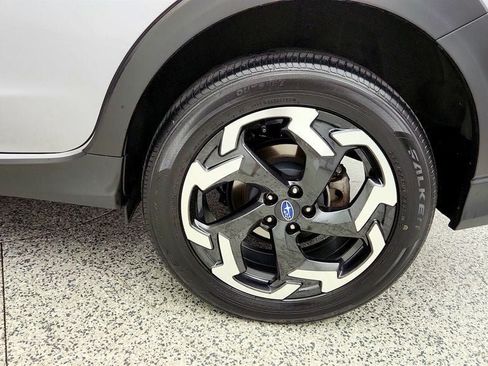 Used 2021 Subaru Crosstrek 2.5i Limited AWD/4WD image 9