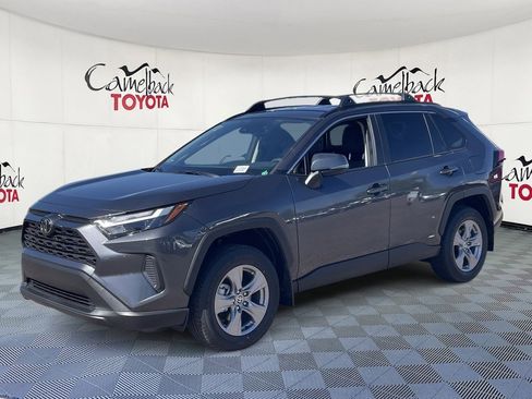 New 2025 Toyota RAV4 XLE image 4