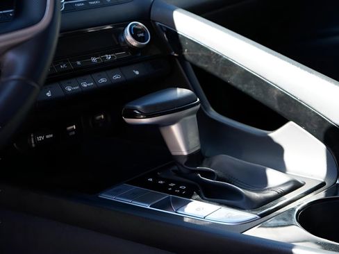 Used 2023 Hyundai Elantra SEL w/ Convenience Package image 14