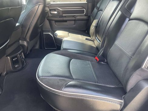 Used 2026 RAM 2500 Laramie AWD/4WD image 16