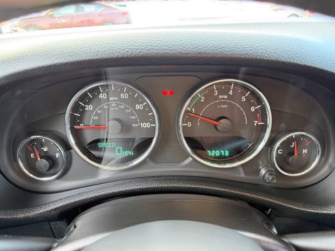 Used 2014 Jeep Wrangler Sahara w/ Connectivity Group image 18