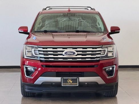Used 2018 Ford Expedition Limited w/ Equipment Group 301A RWD image 2