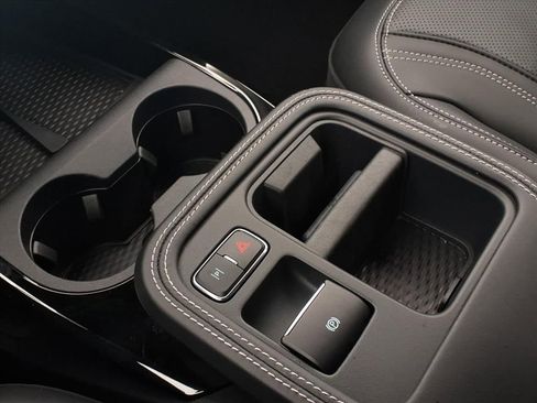 Certified 2025 Ford Mustang Mach-E Premium image 15