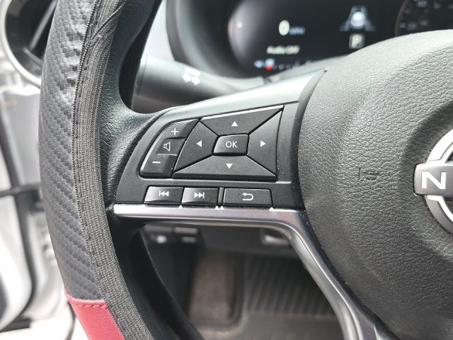 Used 2024 Nissan Kicks SV FWD image 15