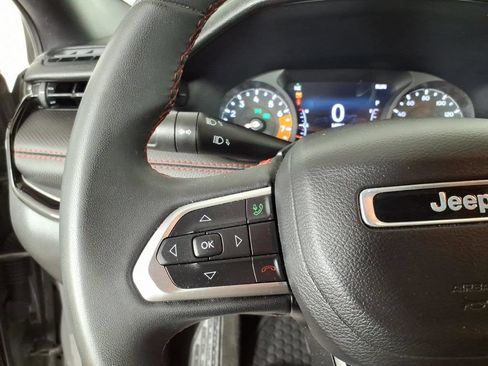 Used 2023 Jeep Compass Trailhawk AWD/4WD image 16
