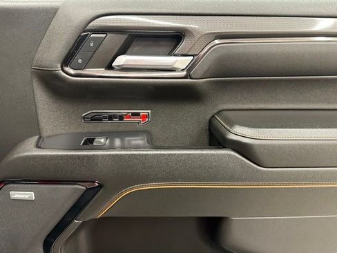 Used 2023 GMC Sierra 1500 AT4 image 13