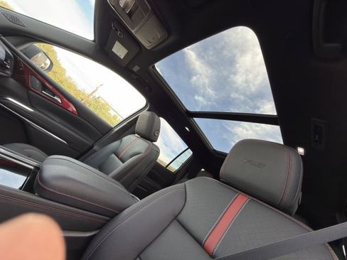 New 2026 Chevrolet Traverse RS w/ LPO, Floor Liner Package image 19