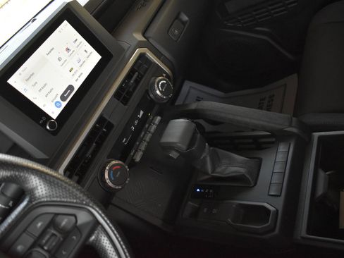 Used 2025 Toyota Tacoma SR w/ Towing Package RWD image 23