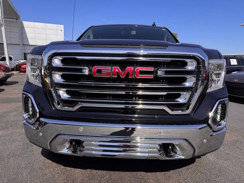 Used 2019 GMC Sierra 1500 SLT w/ SLT Premium Plus Package image 8