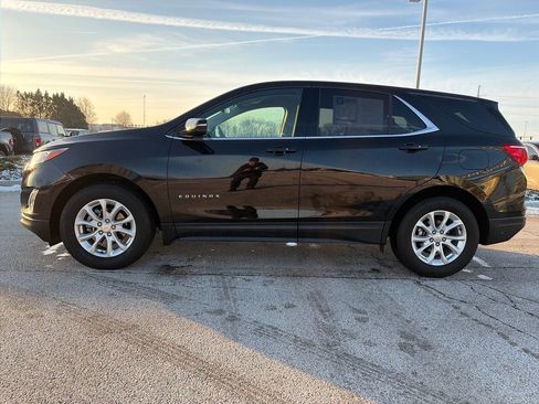 Used 2019 Chevrolet Equinox LT w/ Driver Convenience Package image 4