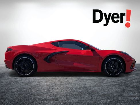 Used 2020 Chevrolet Corvette Stingray Coupe w/ 1LT RWD image 2