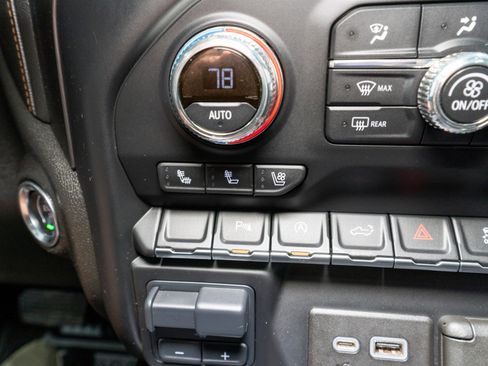 Used 2021 GMC Sierra 1500 AT4 w/ AT4 Premium Package image 27