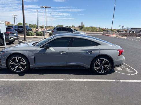 Used 2023 Audi e-tron GT Prestige w/ Prestige Package AWD/4WD image 3