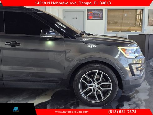 Used 2017 Ford Explorer Sport w/ Equipment Group 401A AWD/4WD image 7