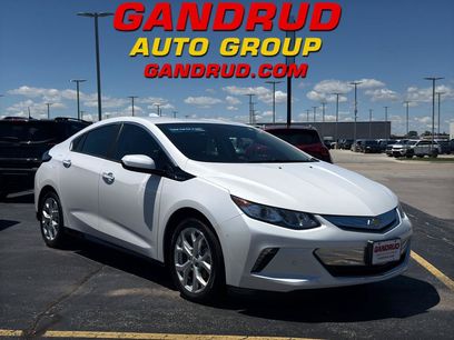 Used 2017 Chevrolet Volt Premier w/ Driver Confidence Package