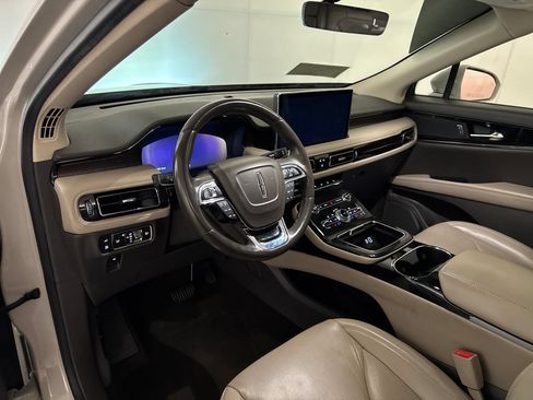 Used 2022 Lincoln Nautilus Reserve FWD image 6