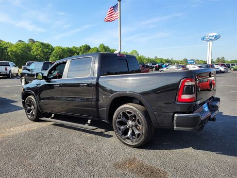 Used 2021 RAM 1500 Limited w/ Night Edition image 9