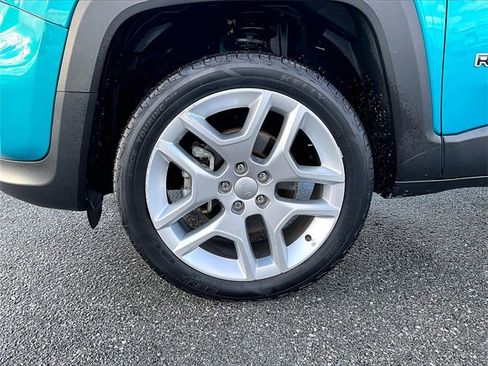 Used 2021 Jeep Renegade Latitude image 7