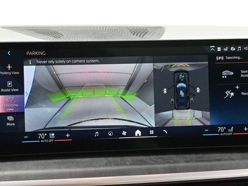 Used 2024 BMW X7 xDrive40i w/ M Sport Package image 29