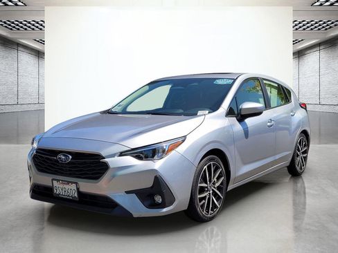 Certified 2025 Subaru Impreza 2.0i Sport AWD/4WD image 11