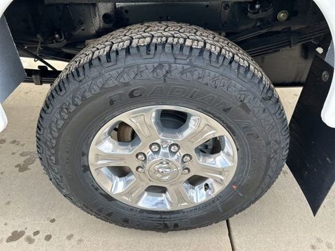 New 2026 RAM 3500 Tradesman image 15