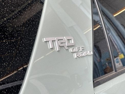 Used 2023 Toyota 4Runner TRD Off-Road AWD/4WD image 6