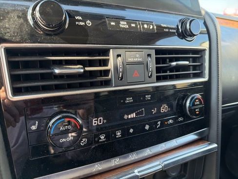 Used 2022 Nissan Armada SL w/ Captain's Chairs Package image 29