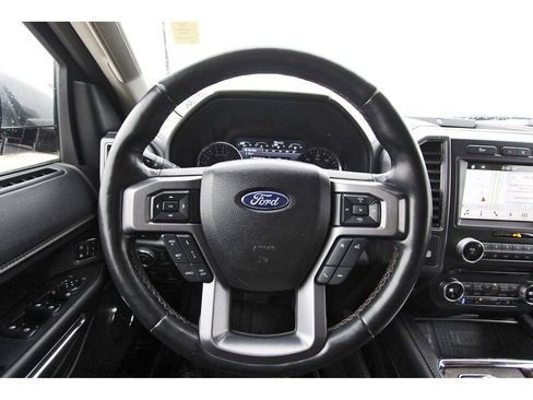Used 2018 Ford Expedition Platinum image 15