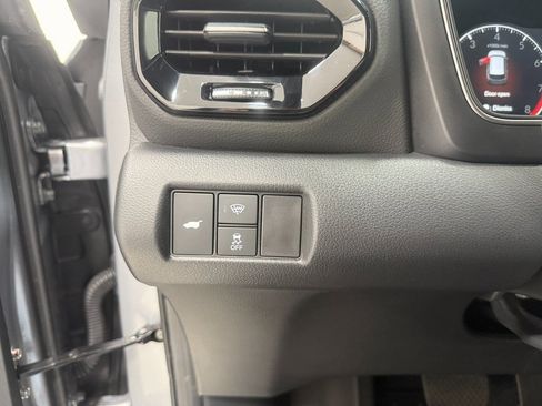 Used 2025 Honda Pilot TrailSport image 21