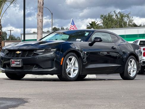 Used 2020 Chevrolet Camaro LT image 8