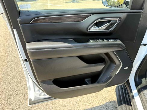 Used 2023 Chevrolet Tahoe LT image 10