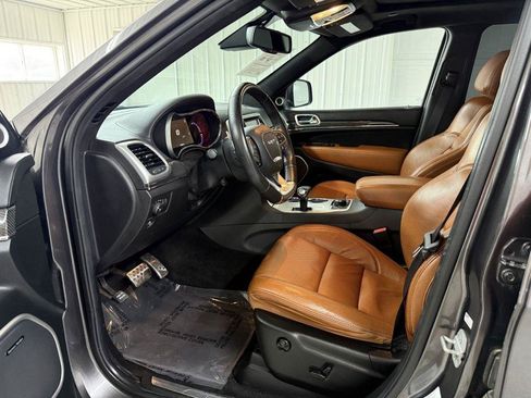 Used 2015 Jeep Grand Cherokee SRT AWD/4WD image 9