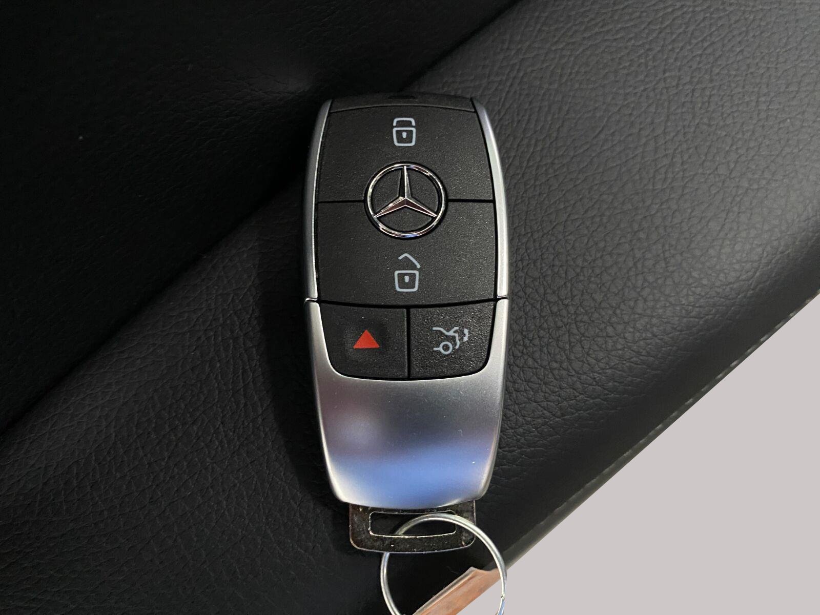 New 2026 Mercedes-Benz GLS 450 4MATIC image 36