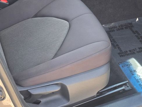 Used 2020 Toyota Camry LE w/ Carpet Mat Package FWD image 11