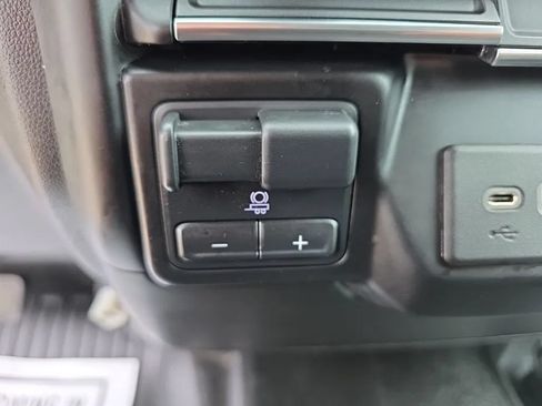 Used 2020 Chevrolet Silverado 3500 LT AWD/4WD image 28