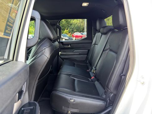 Used 2025 Toyota Tacoma TRD Sport AWD/4WD image 25